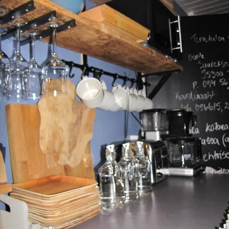 Uniikki Maalaisidyllissae 4*