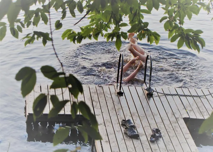 Aamiaismajoitus Uniikki Maalaisidyllissä Tervola