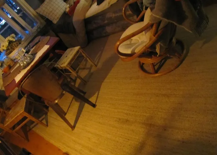 Uniikki Maalaisidyllissä 4*